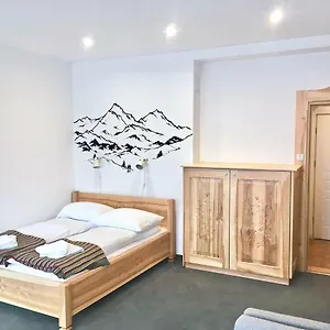 https://apartamenty-krupowki-35.zakopanehotels.org