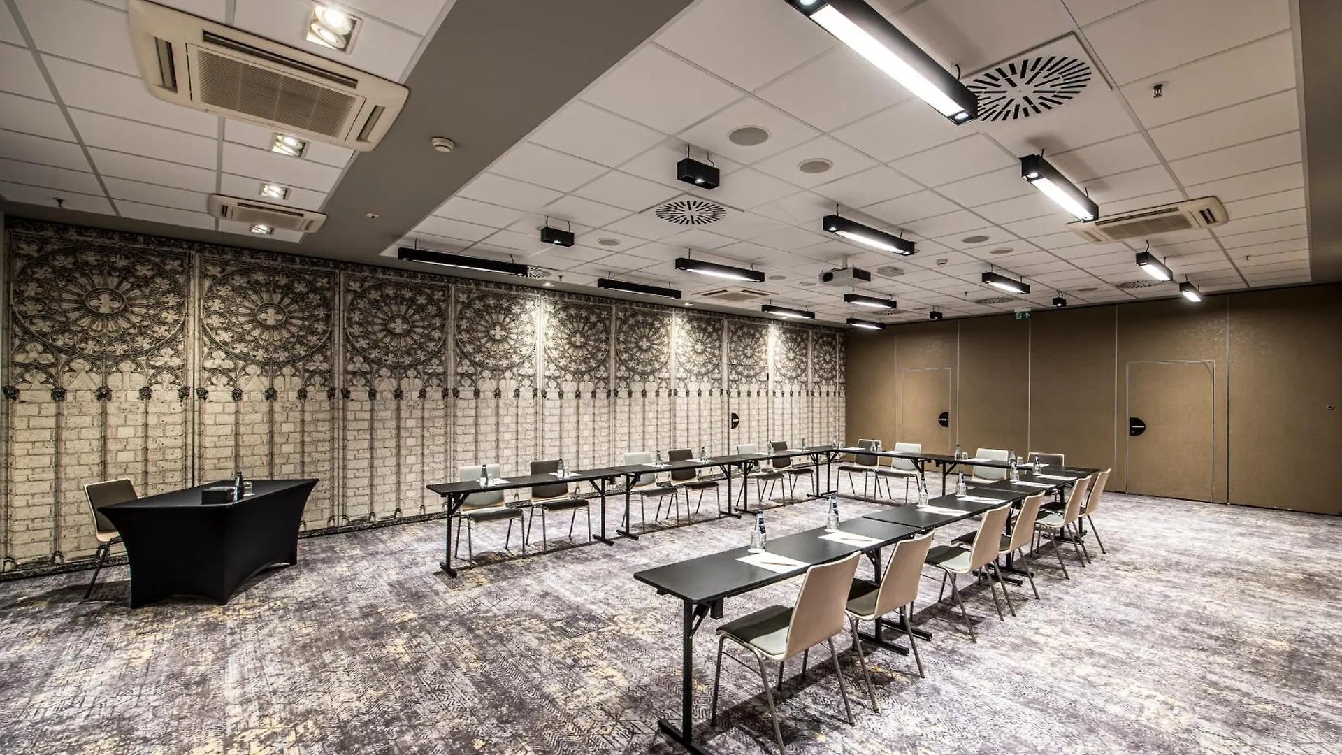 Mercure Wroclaw Centrum 4*,