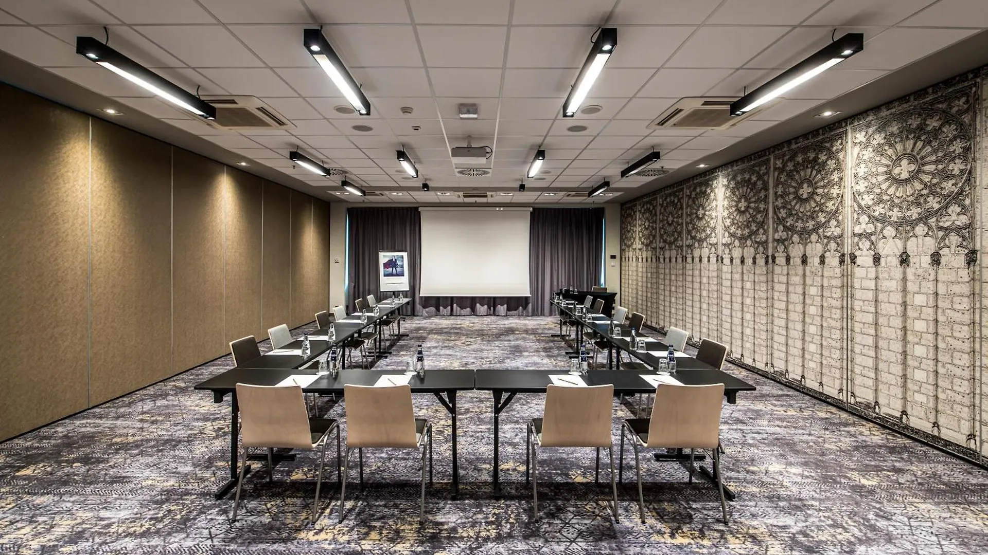 Mercure Wroclaw Centrum 4*,